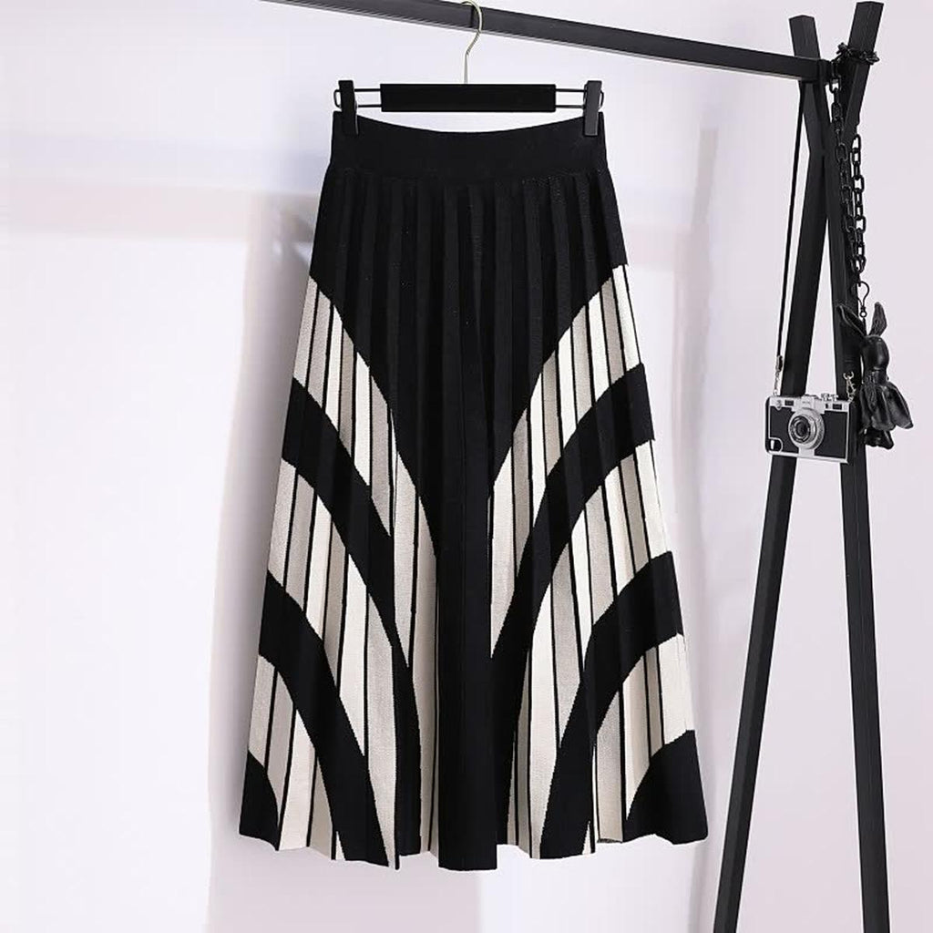 Airy Summer Skirt With Unique Print